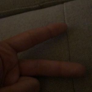 Meet your Posher, Mia